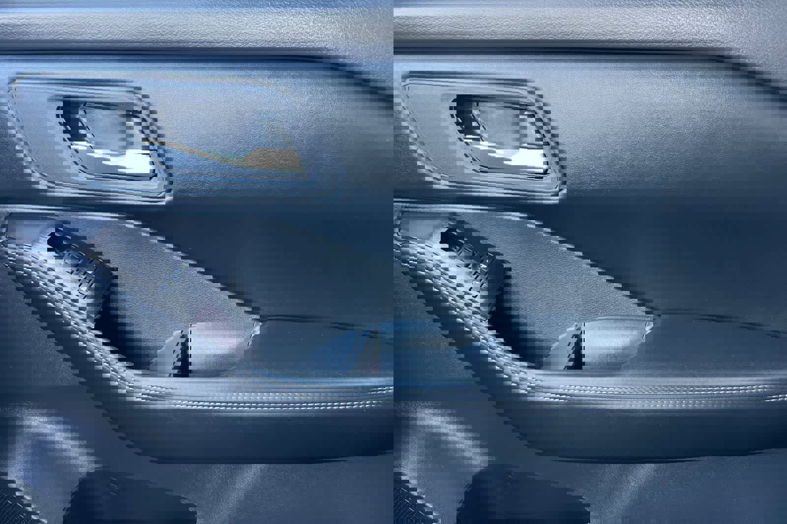 New 2026 Nissan Rogue SV image 21