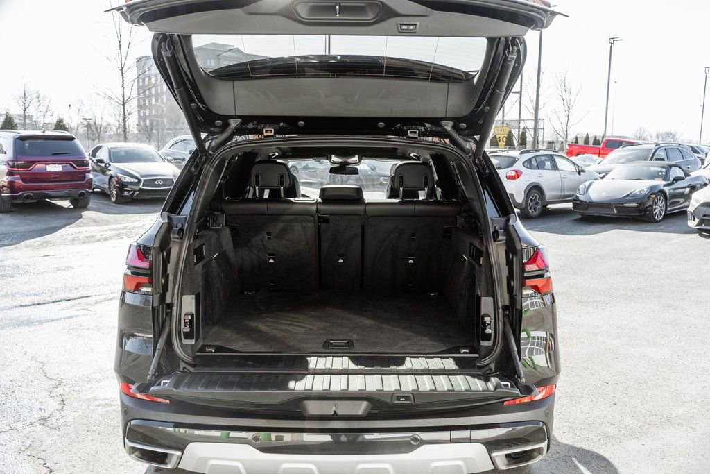 Used 2024 BMW X5 xDrive40i w/ Premium Essential Package image 34