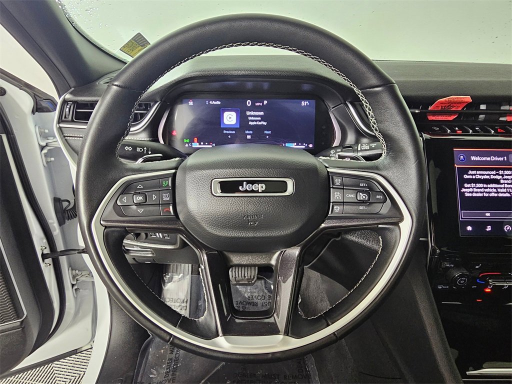 Used 2022 Jeep Grand Cherokee L Laredo image 29