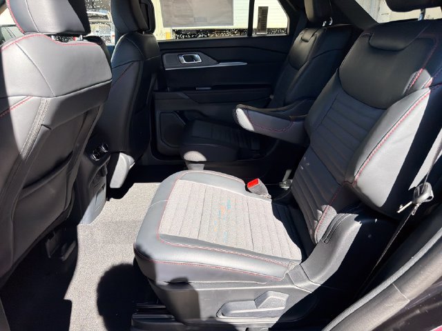 New 2027 Ford Explorer ST-Line w/ Premium Package AWD/4WD image 15