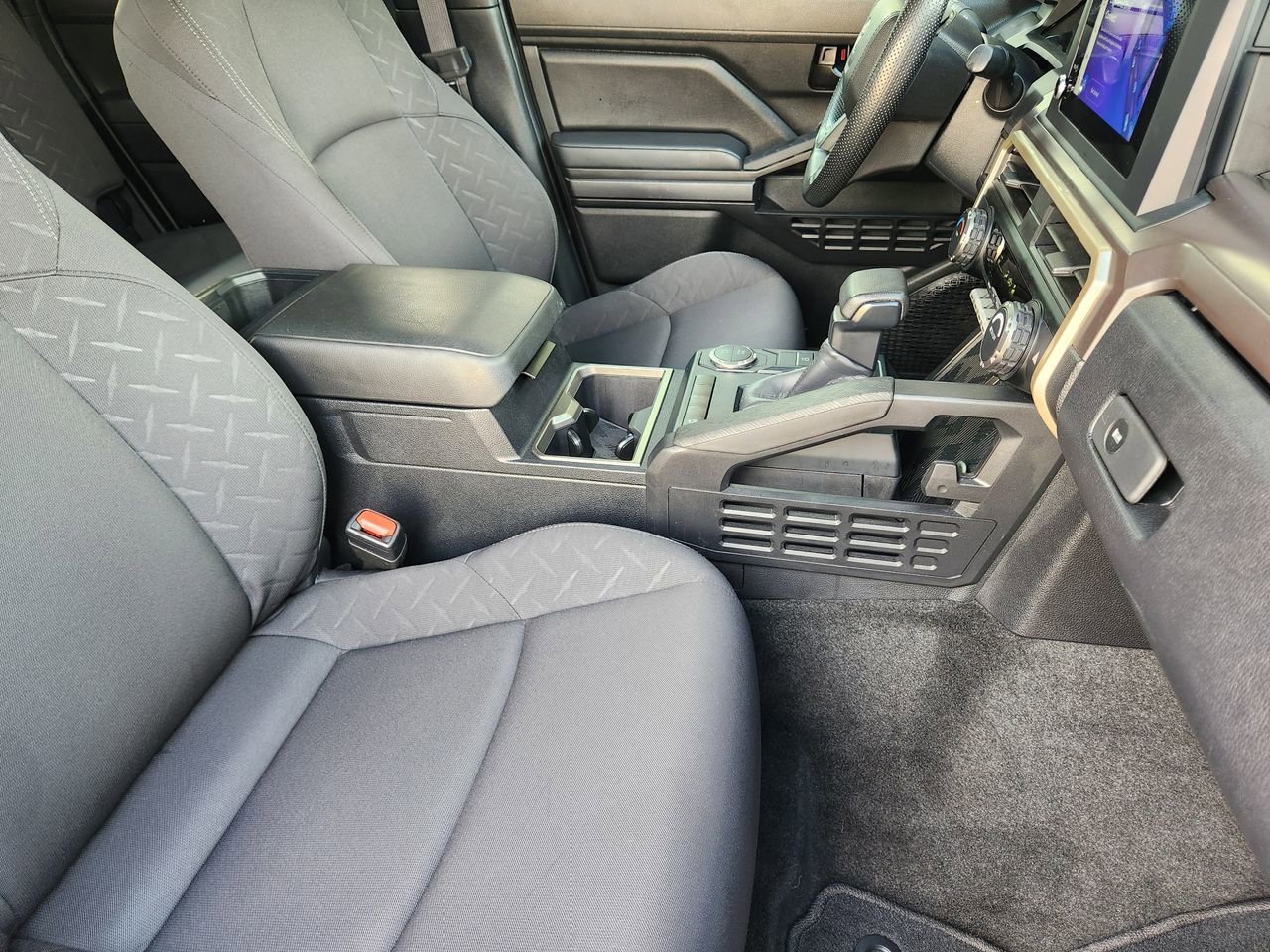 Used 2024 Toyota Tacoma SR5 RWD image 13