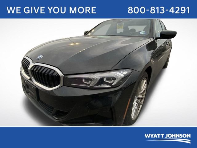 Used 2024 BMW 330e image 1