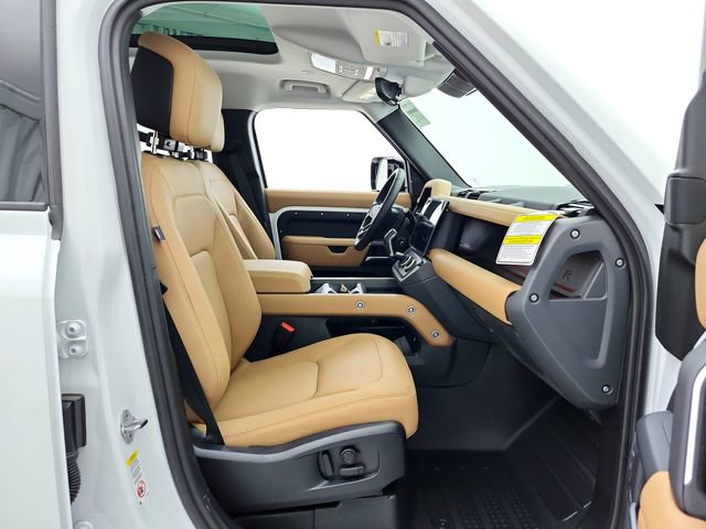 New 2026 Land Rover Defender 110 X-Dynamic SE AWD/4WD image 18