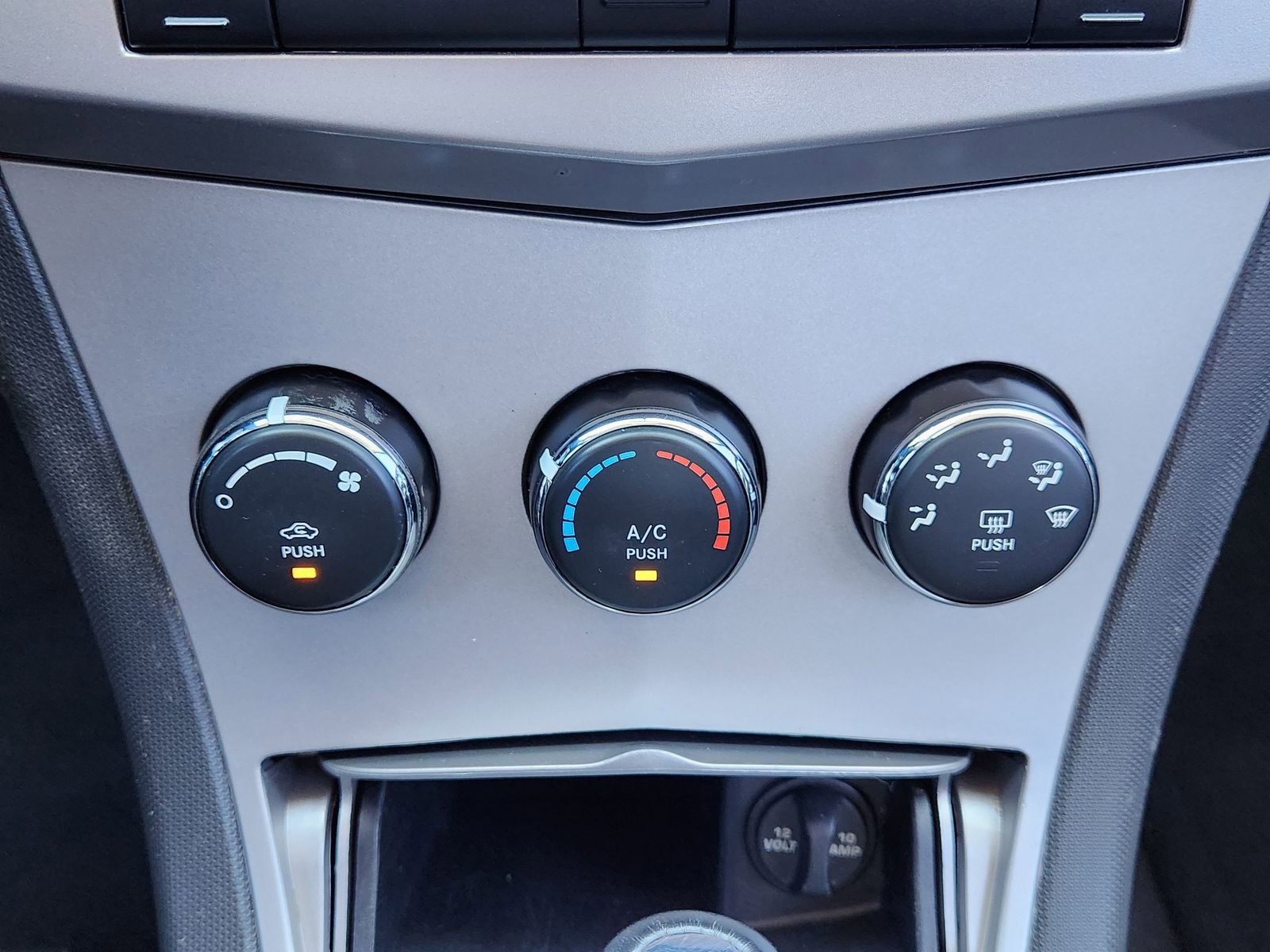 Used 2010 Chrysler Sebring Limited image 21