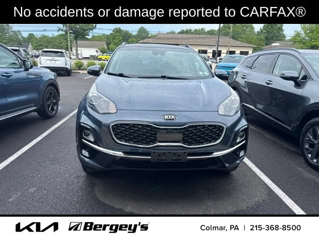 Certified 2021 Kia Sportage EX w/ EX Technology Package AWD/4WD image 2