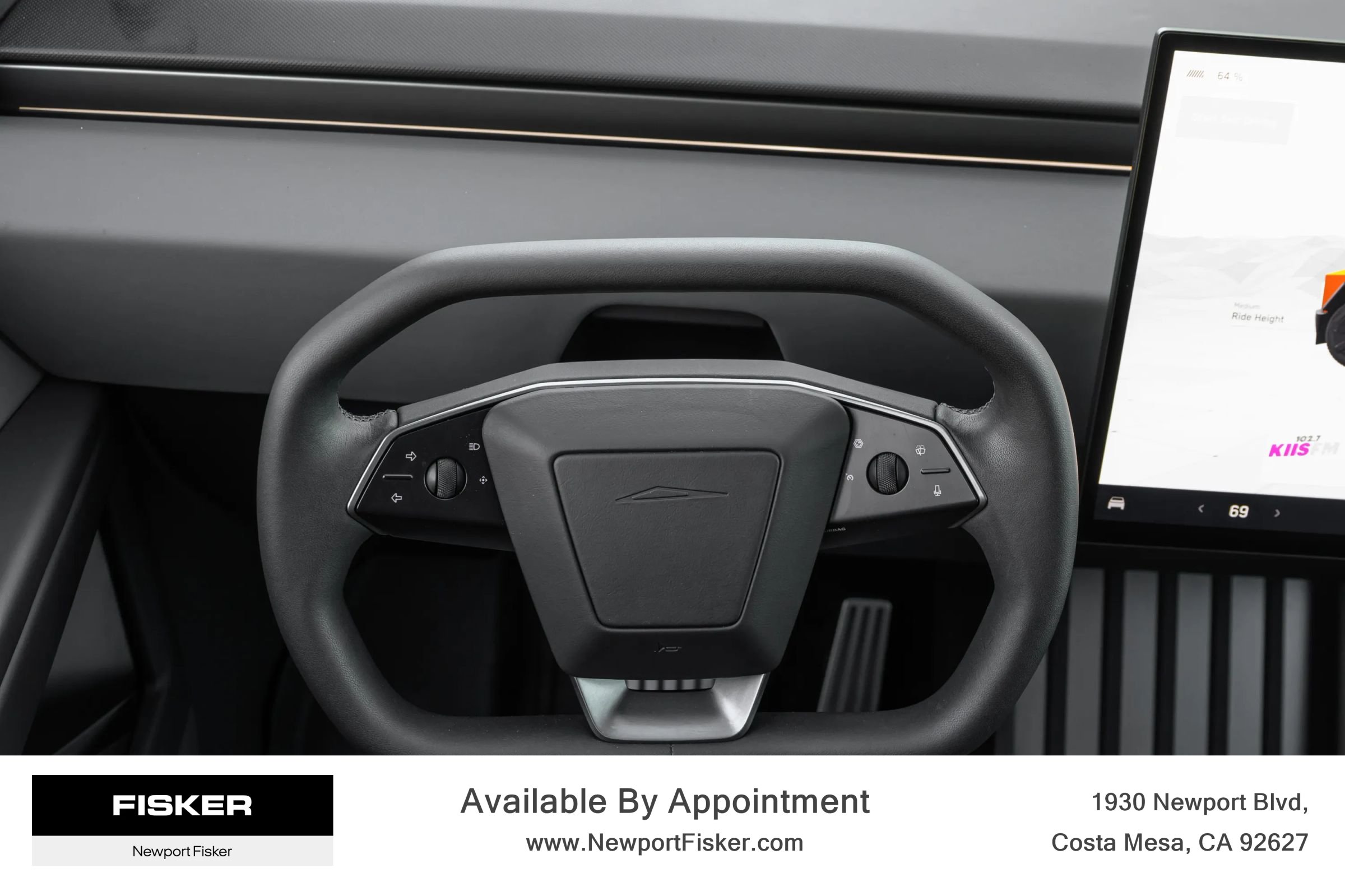 Used 2024 Tesla Cybertruck AWD Crew Cab image 21