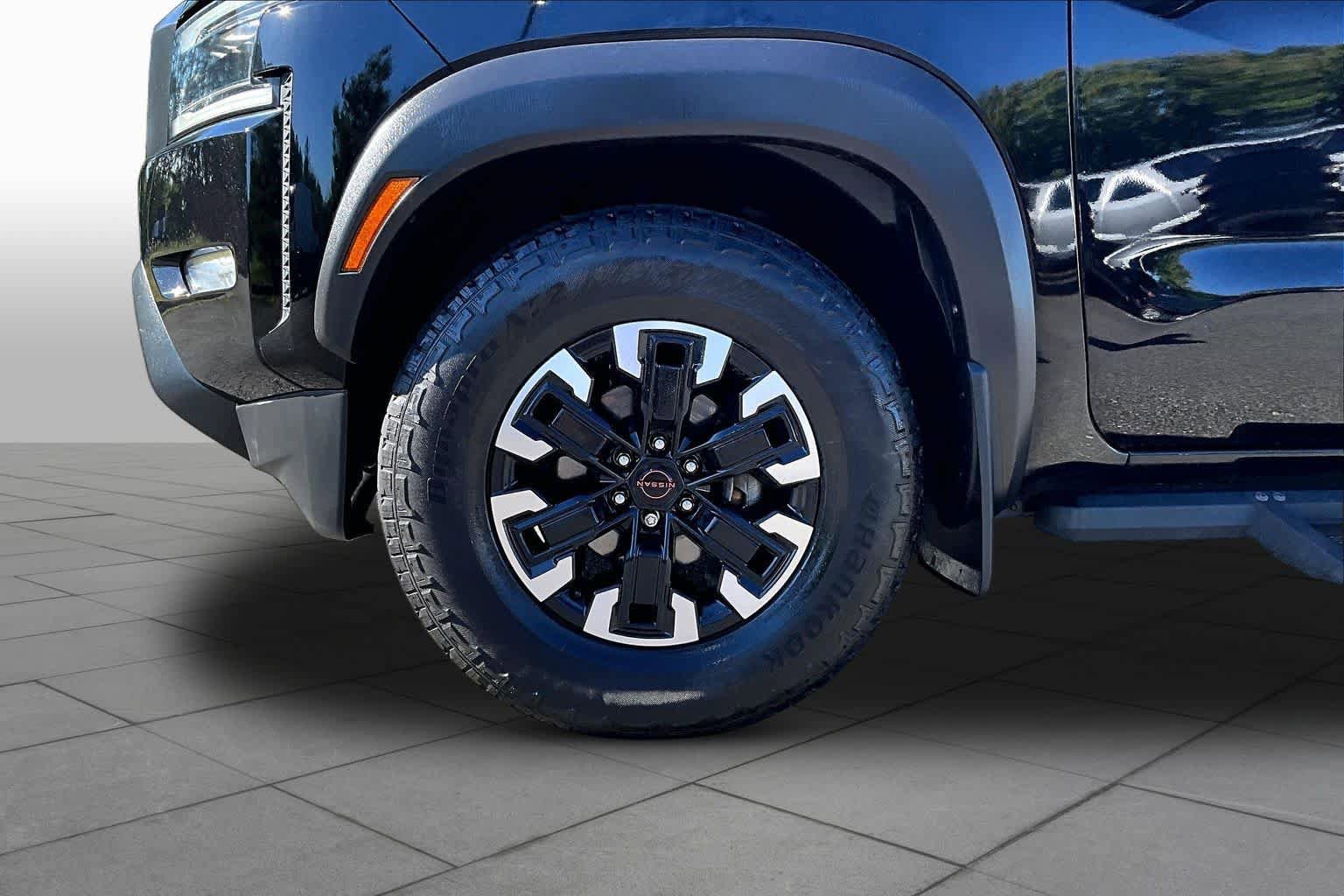 Used 2022 Nissan Frontier Pro-X RWD image 11