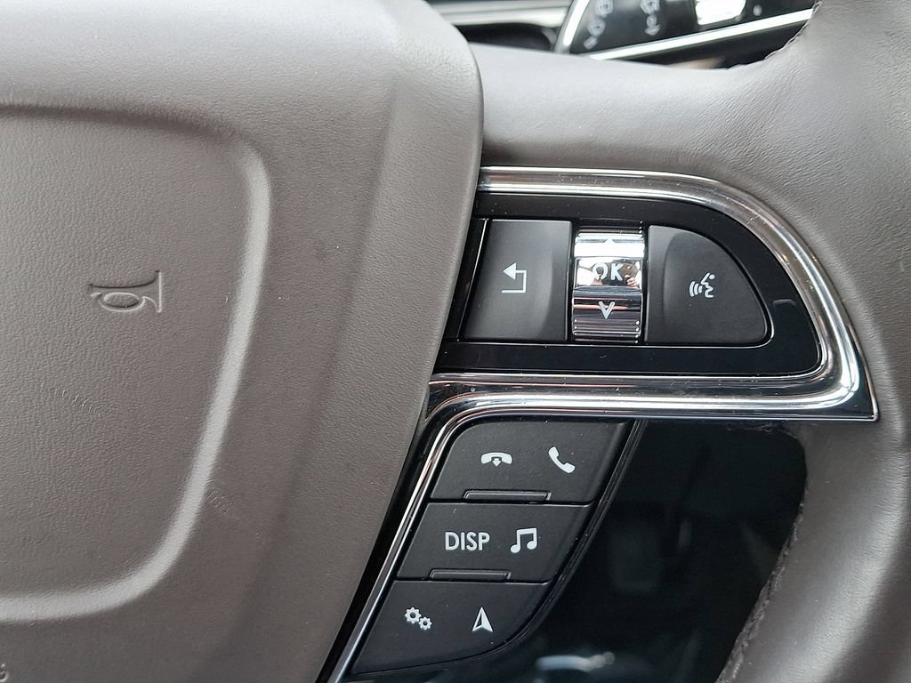 Certified 2023 Lincoln Nautilus Reserve AWD/4WD image 23