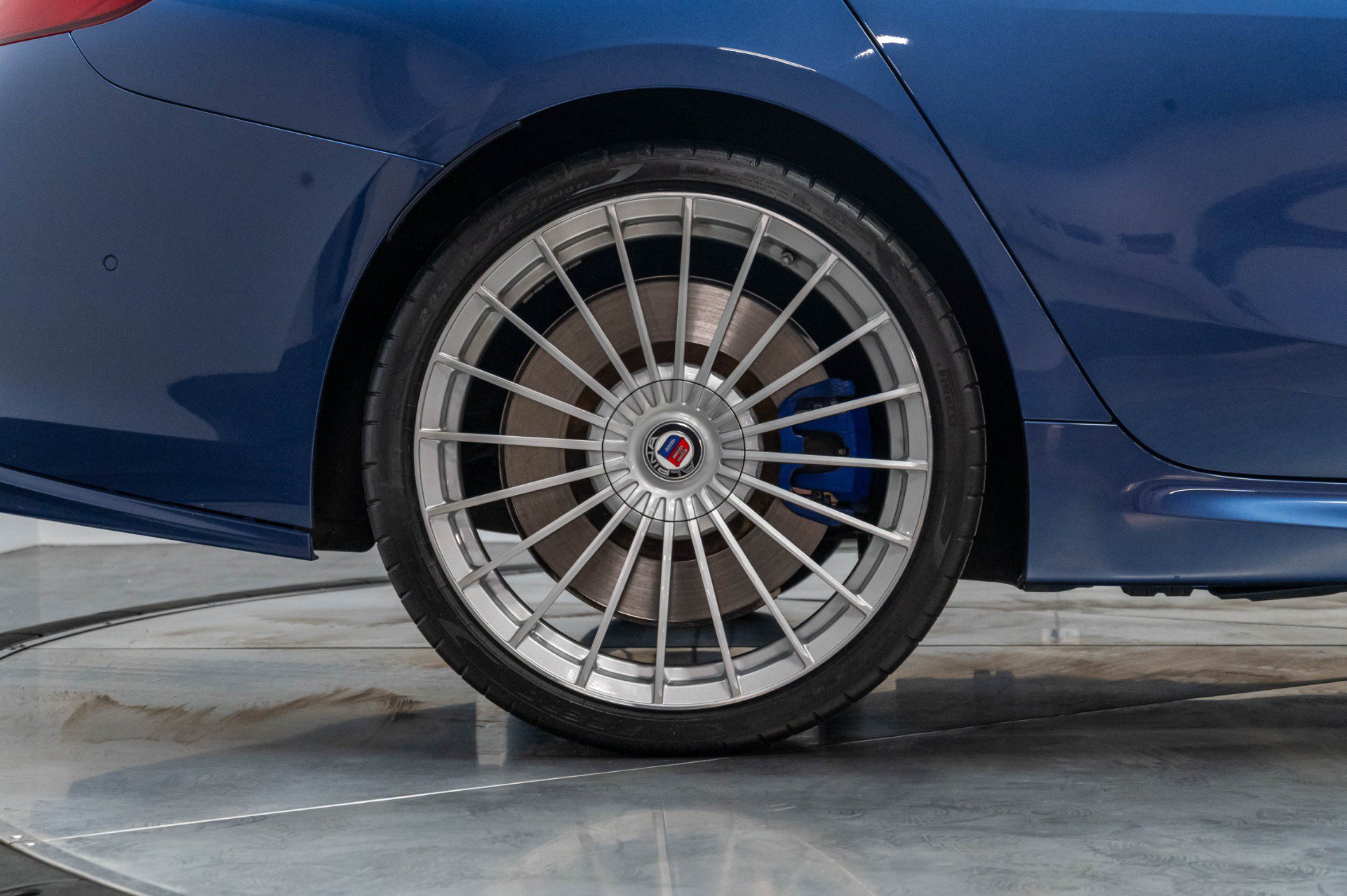 Used 2023 BMW ALPINA B8 xDrive Gran Coupe AWD/4WD image 34