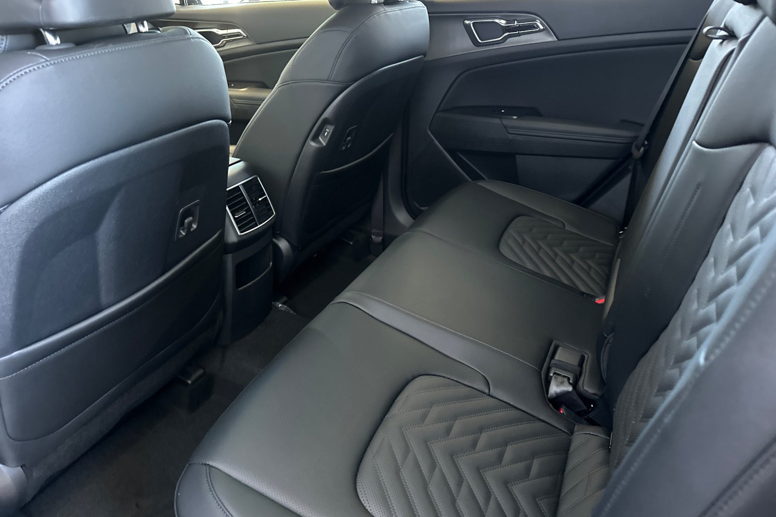 New 2026 Kia Sportage X-Line AWD/4WD image 12
