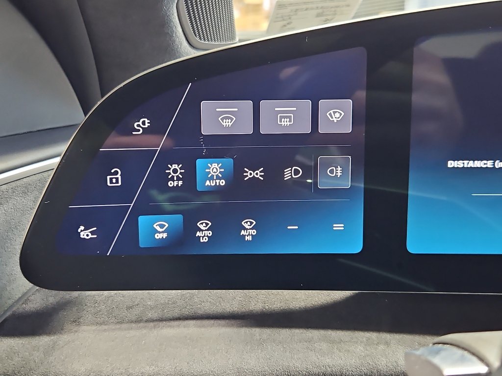 Used 2023 Lucid Air Grand Touring image 9