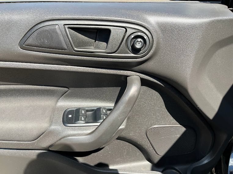 Used 2018 Ford Fiesta SE FWD image 6