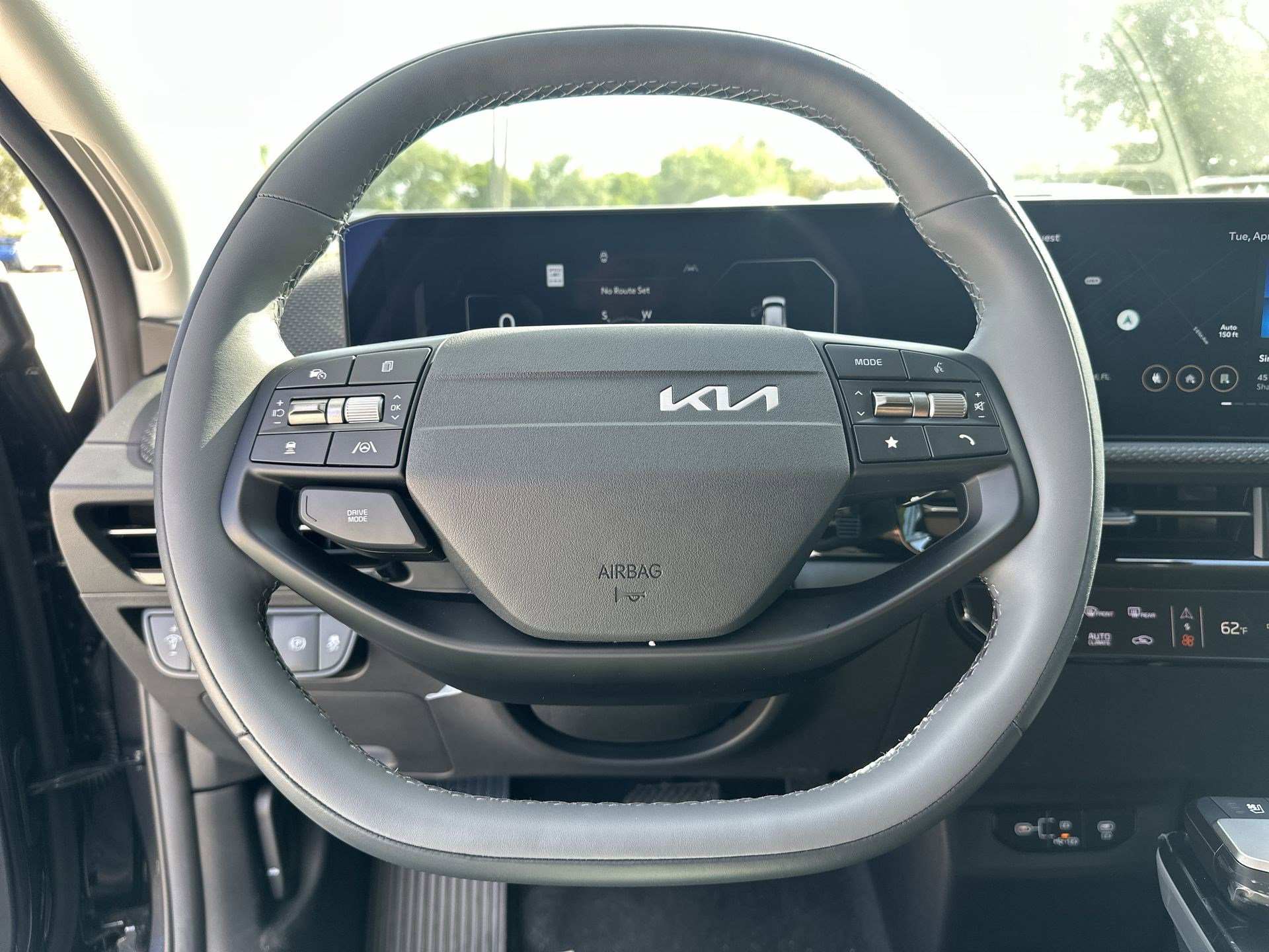 New 2025 Kia EV6 Wind RWD image 13