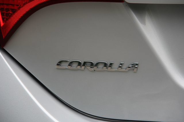 Used 2014 Toyota Corolla S FWD image 8