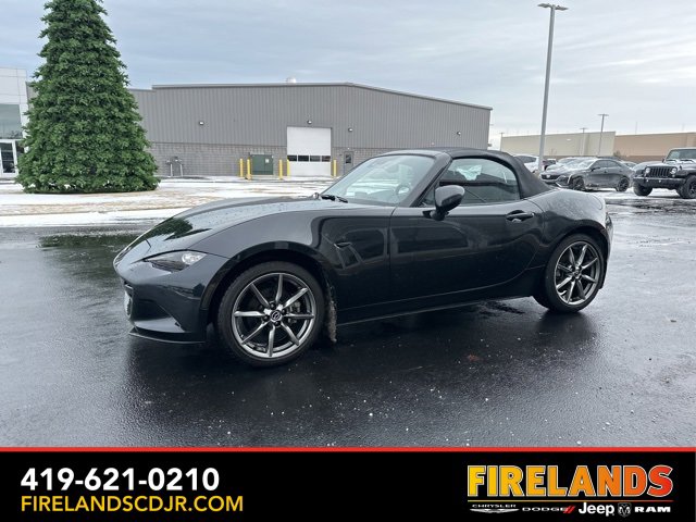 Used 2022 MAZDA MX-5 Miata Grand Touring w/ Weather Package image 14
