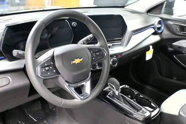 New 2026 Chevrolet Trax LT w/ Driver Confidence Package image 14