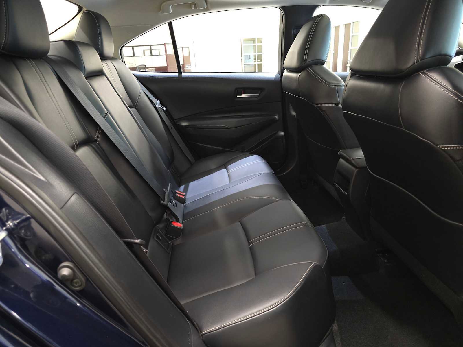 Certified 2022 Toyota Corolla XLE w/ Carpet Mat Package (TMS) FWD image 27