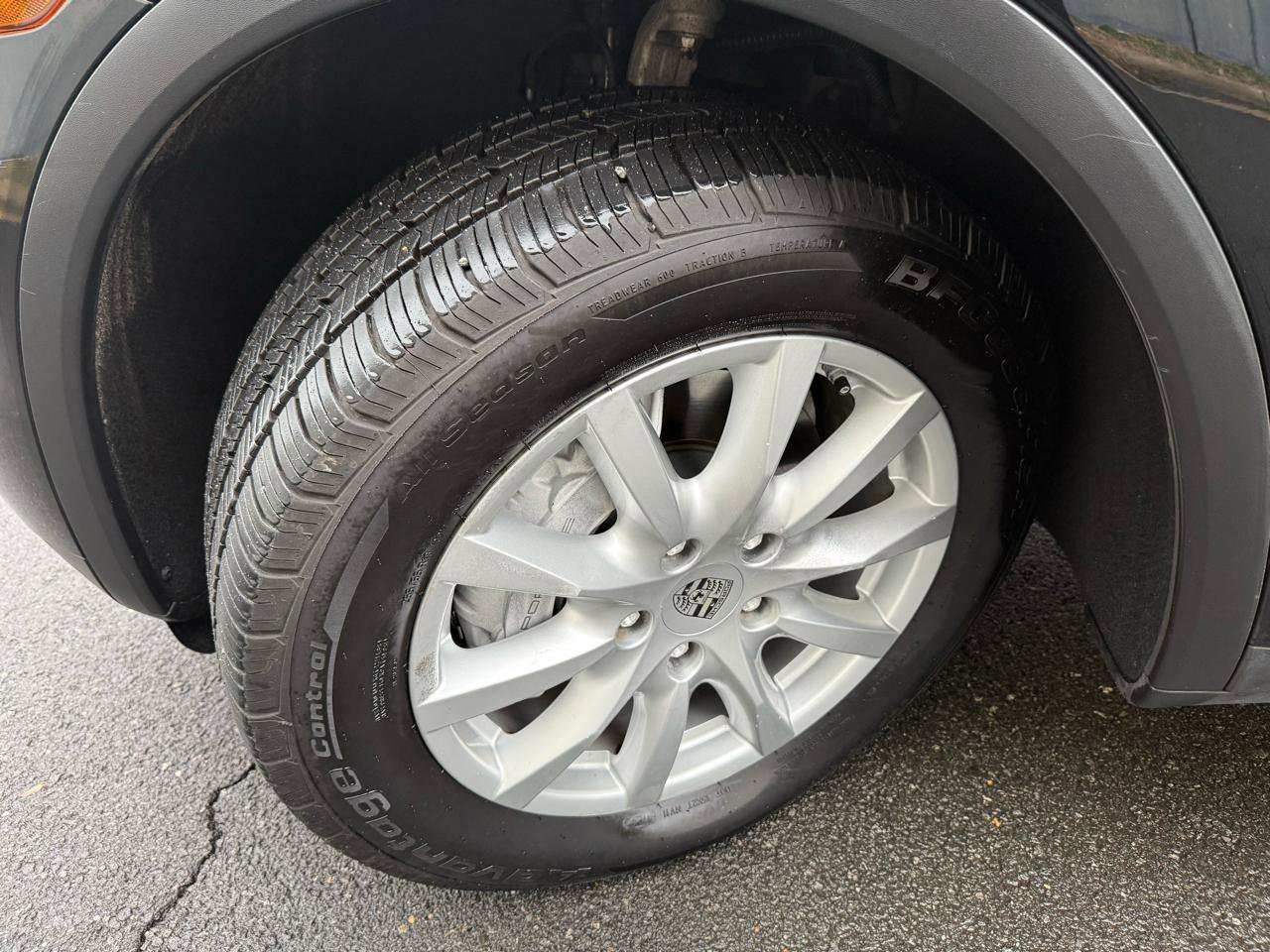 Used 2012 Porsche Cayenne image 46