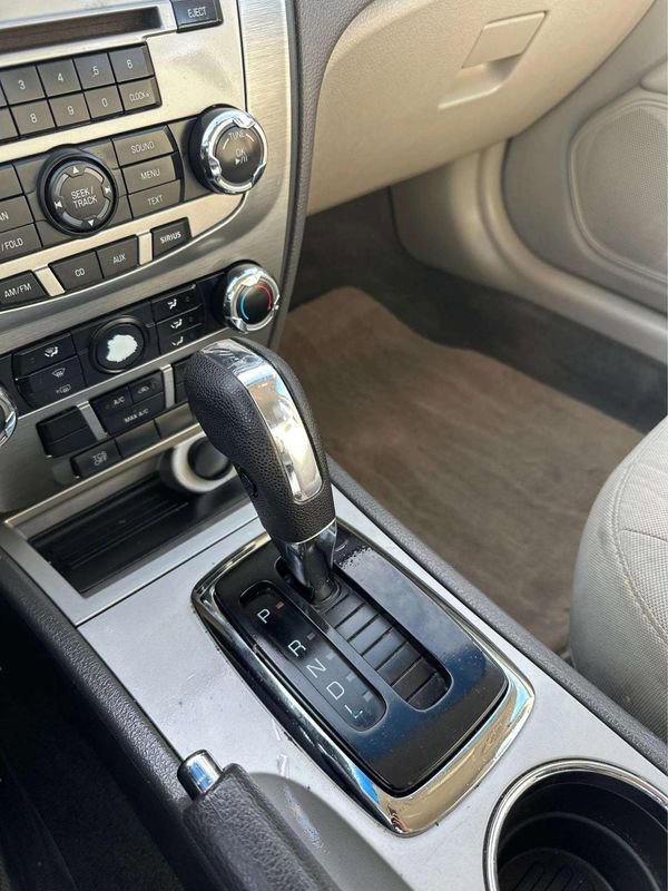 Used 2012 Ford Fusion S image 25