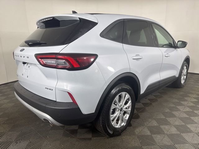 Used 2025 Ford Escape Active w/ Tech Pack #1 image 3