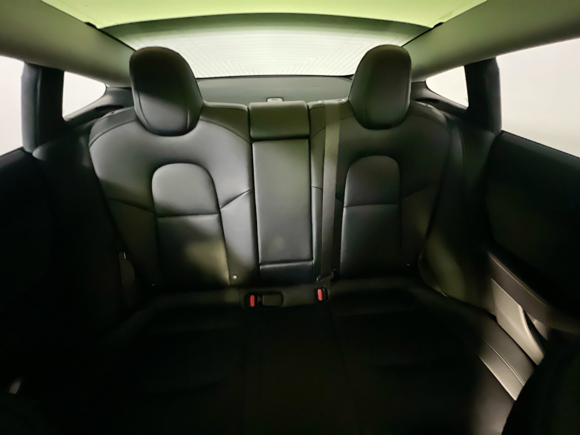 Used 2018 Tesla Model 3 Long Range image 32