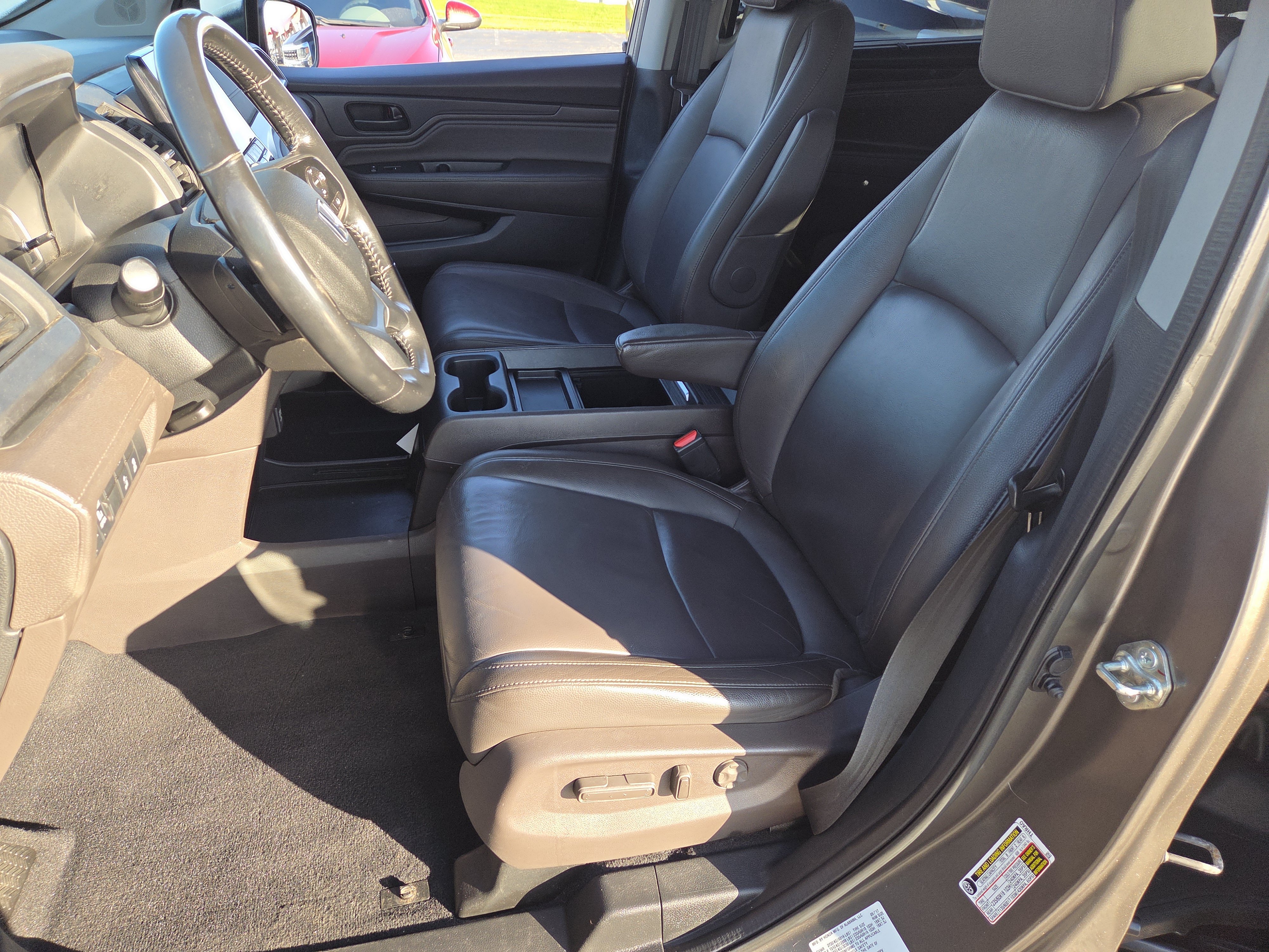 Used 2018 Honda Odyssey Touring image 18