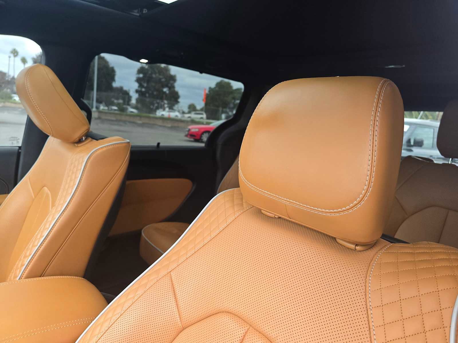 Used 2023 Chrysler Pacifica Pinnacle image 33