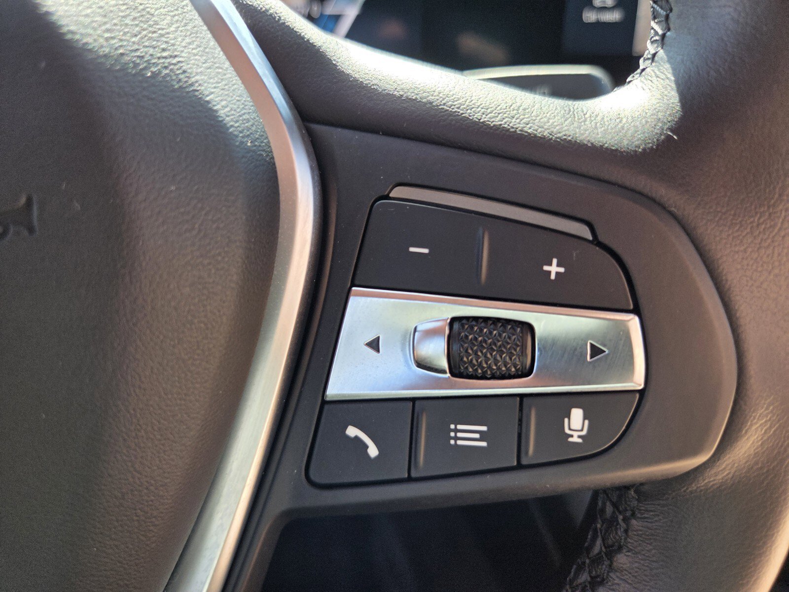 Certified 2023 BMW i4 eDrive40 image 27