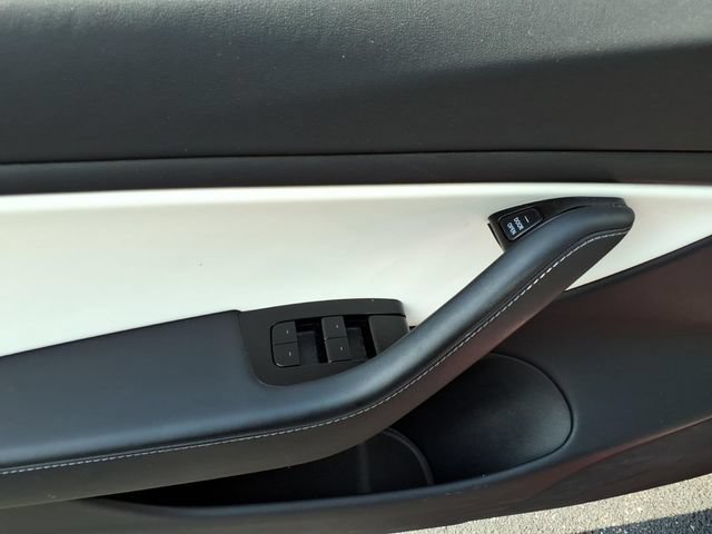 Used 2018 Tesla Model 3 AWD/4WD image 12