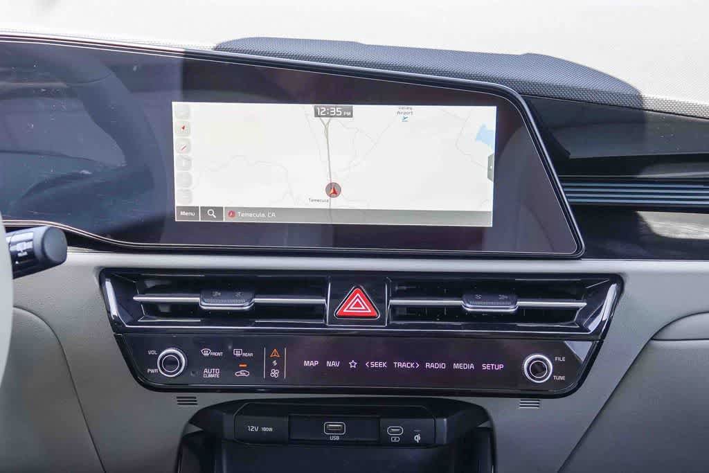 Certified 2023 Kia Niro Wind FWD image 12
