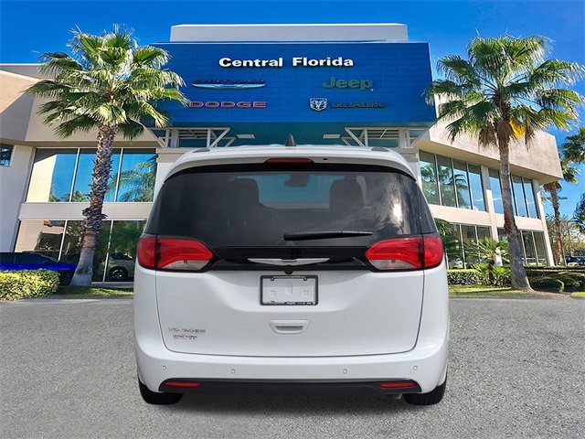 New 2026 Chrysler Voyager LX image 6