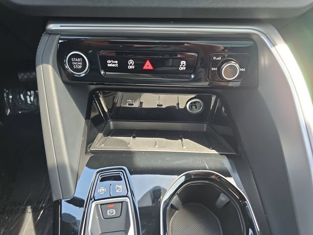 Used 2025 Audi Q5 Premium w/ Convenience Package AWD/4WD image 27