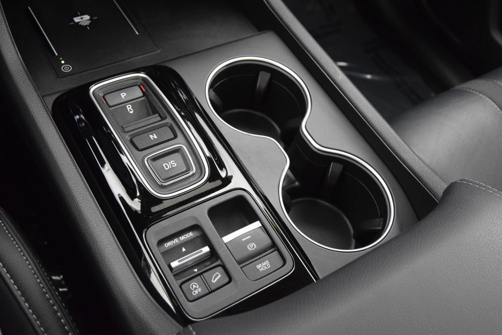 Used 2024 Honda Pilot Touring image 32