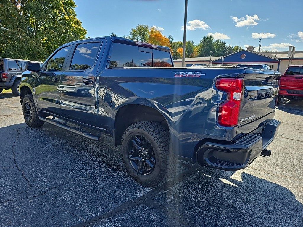 Used 2020 Chevrolet Silverado 1500 LT Trail Boss image 3
