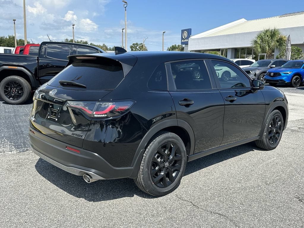 Used 2024 Honda HR-V Sport image 5