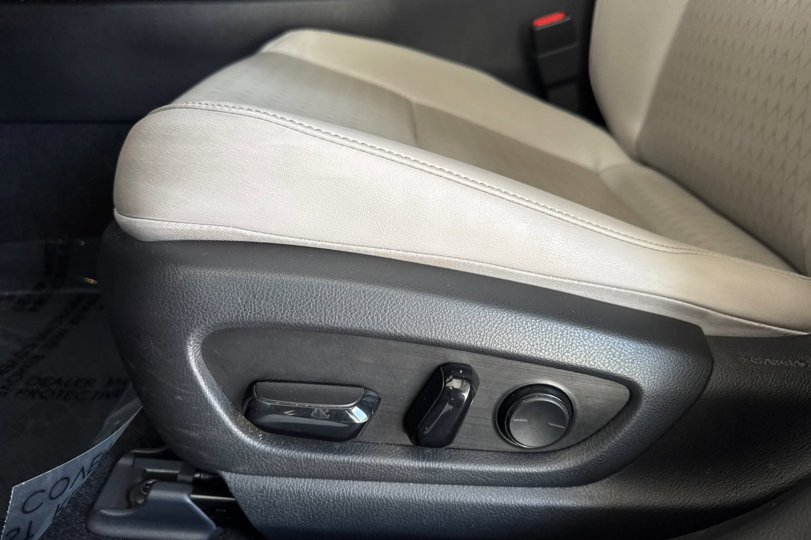 Used 2020 Lexus UX 200 w/ Accessory Package 2 FWD image 14
