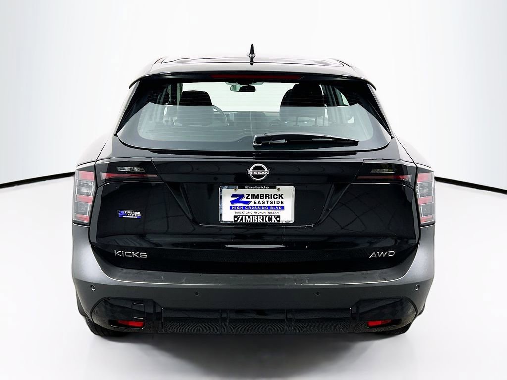 Used 2025 Nissan Kicks S image 6