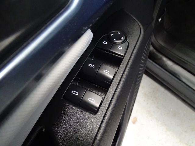 Used 2025 Chevrolet Equinox EV LT image 9