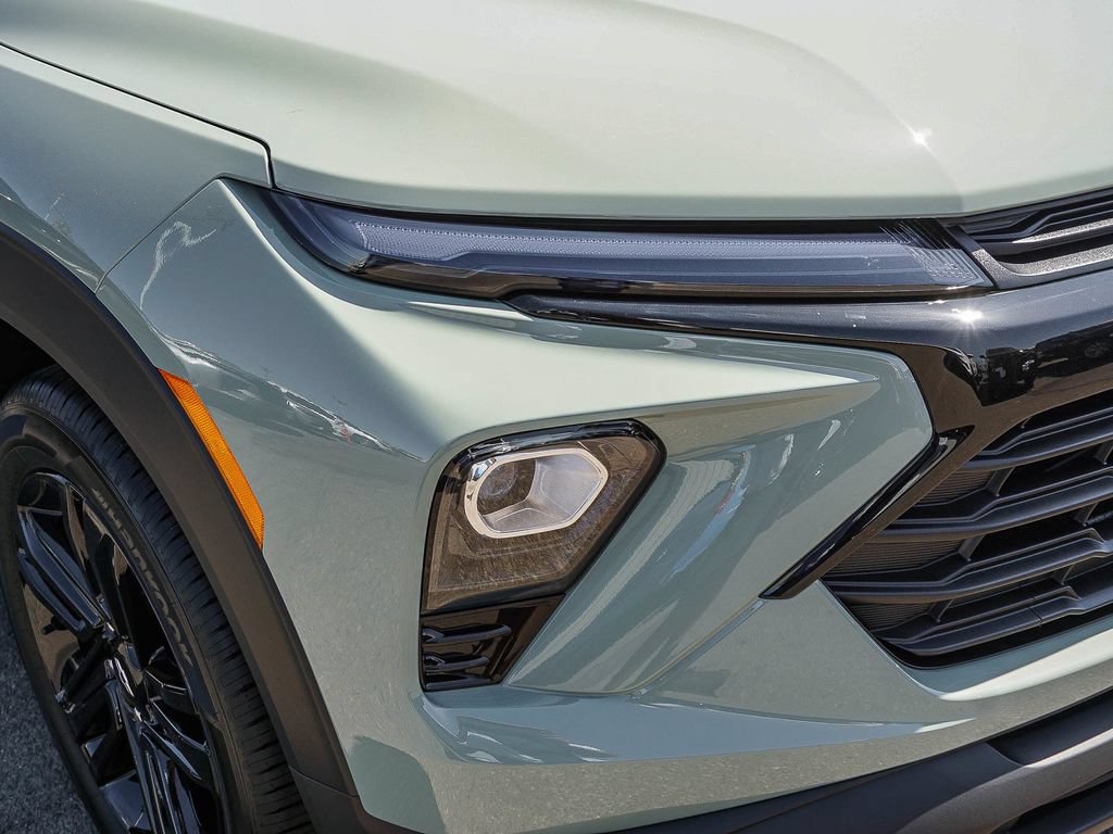 New 2026 Chevrolet TrailBlazer LT w/ Midnight Edition FWD image 10