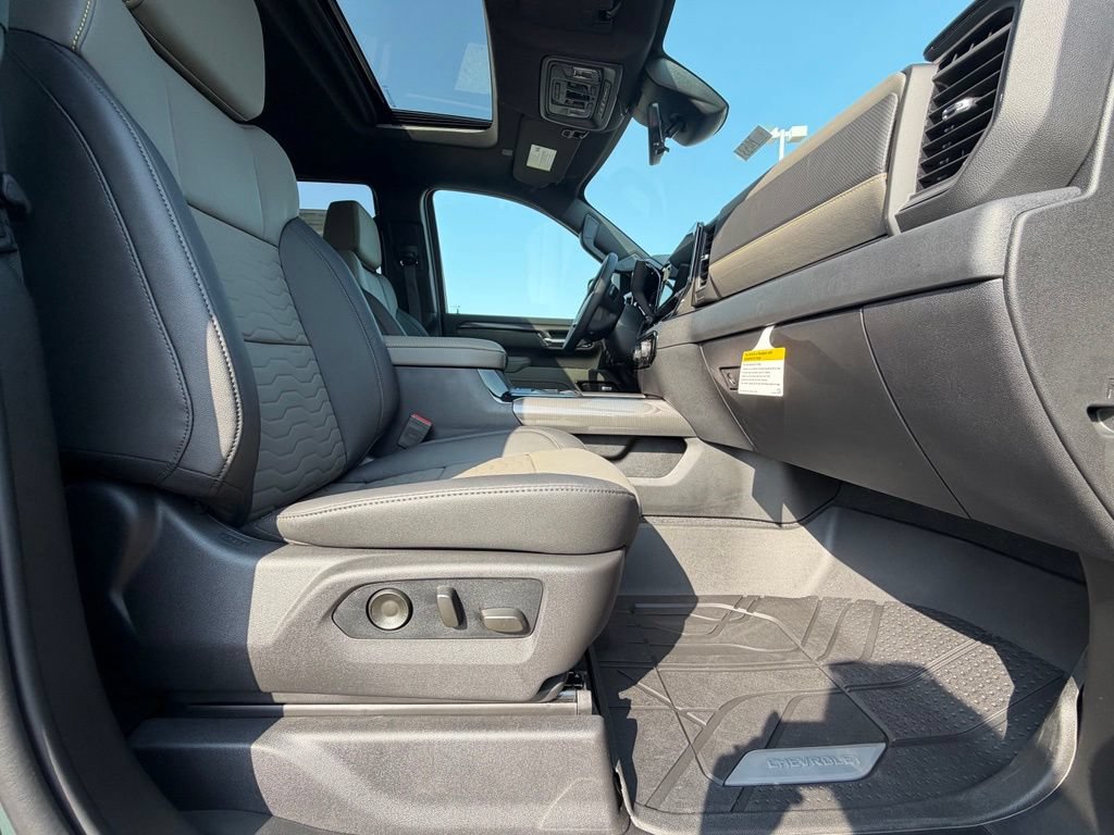 New 2026 Chevrolet Silverado 2500 ZR2 AWD/4WD image 19