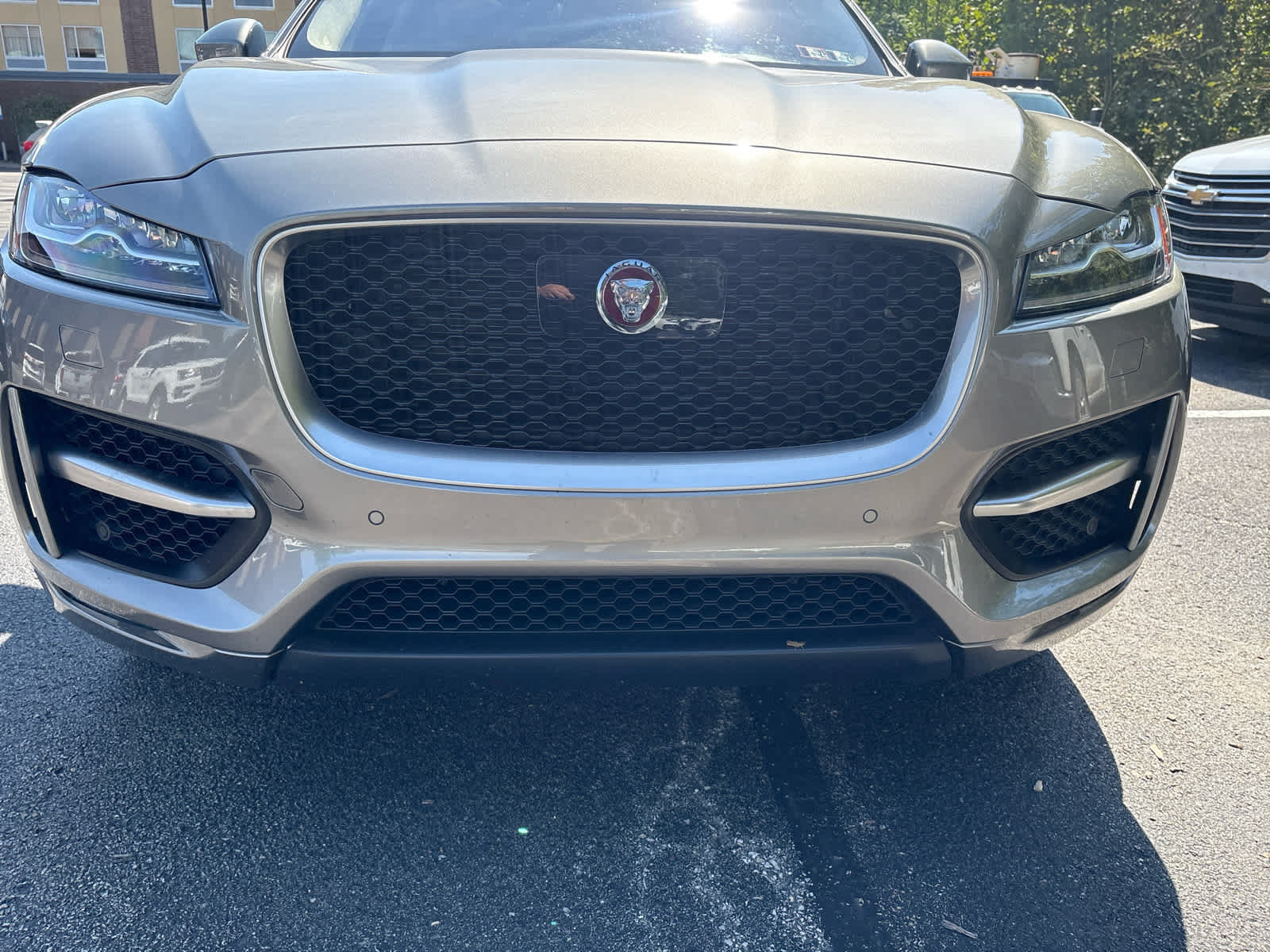 Used 2020 Jaguar F-PACE R-Sport AWD/4WD image 2
