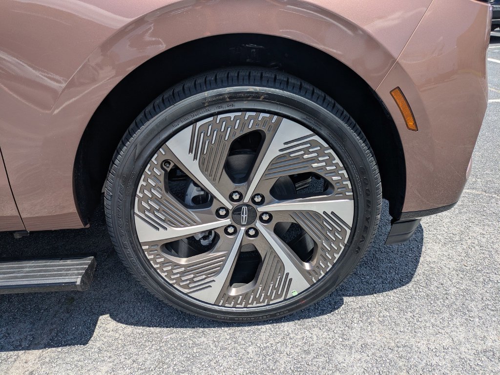 New 2026 Lincoln Navigator Black Label AWD/4WD image 11