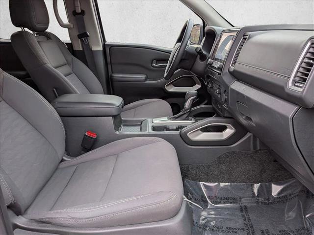 Used 2023 Nissan Frontier SV image 18
