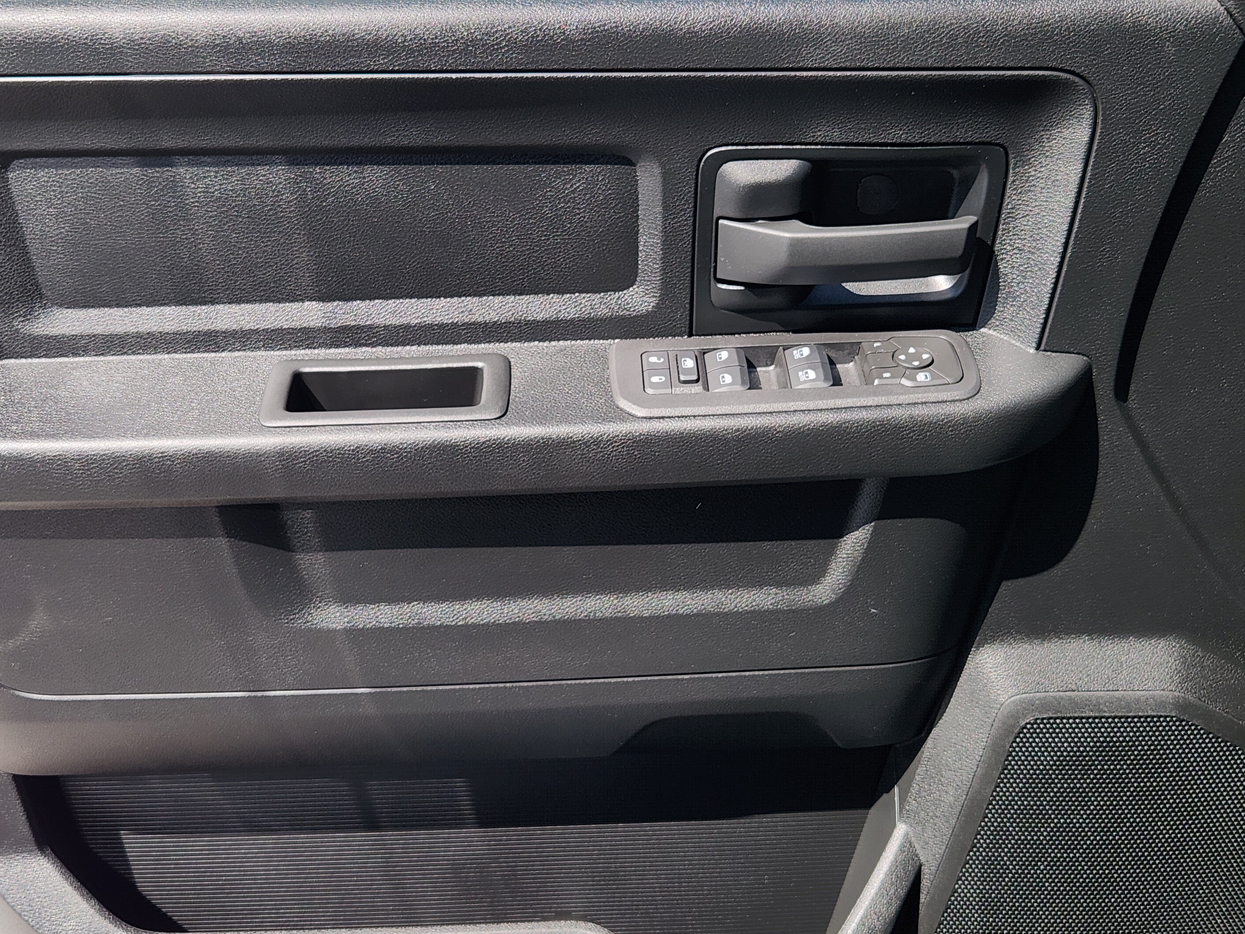 New 2026 RAM 3500 Tradesman AWD/4WD image 19