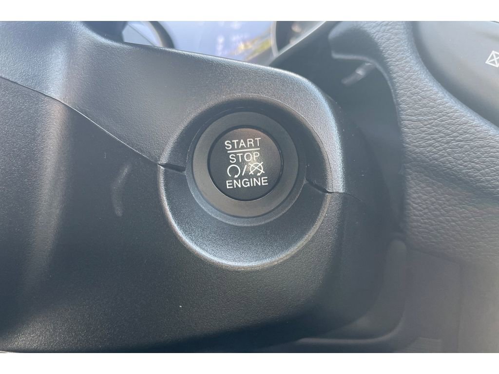 Used 2018 Jeep Compass Sport FWD image 33