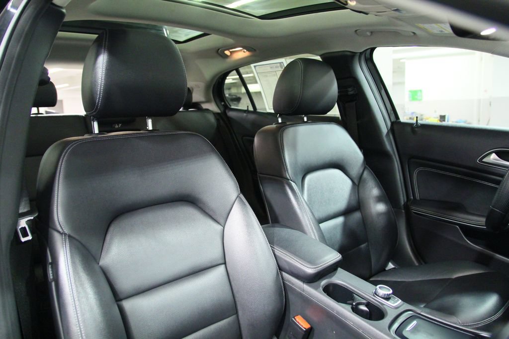 Used 2015 Mercedes-Benz GLA 250 4MATIC image 22