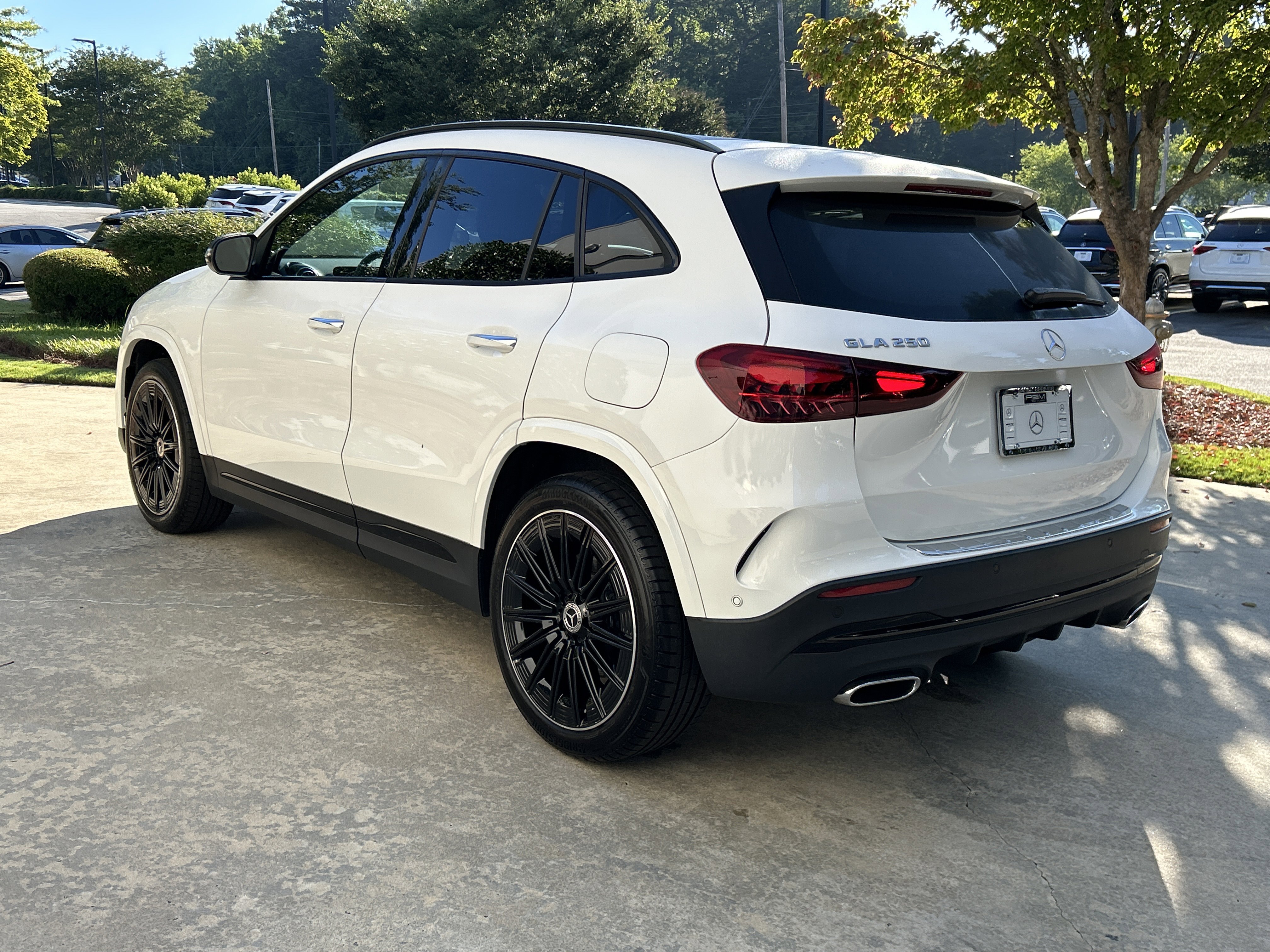 Certified 2025 Mercedes-Benz GLA 250 image 12