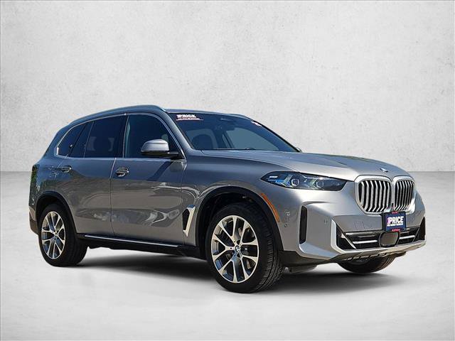 Used 2025 BMW X5 xDrive40i AWD/4WD image 3