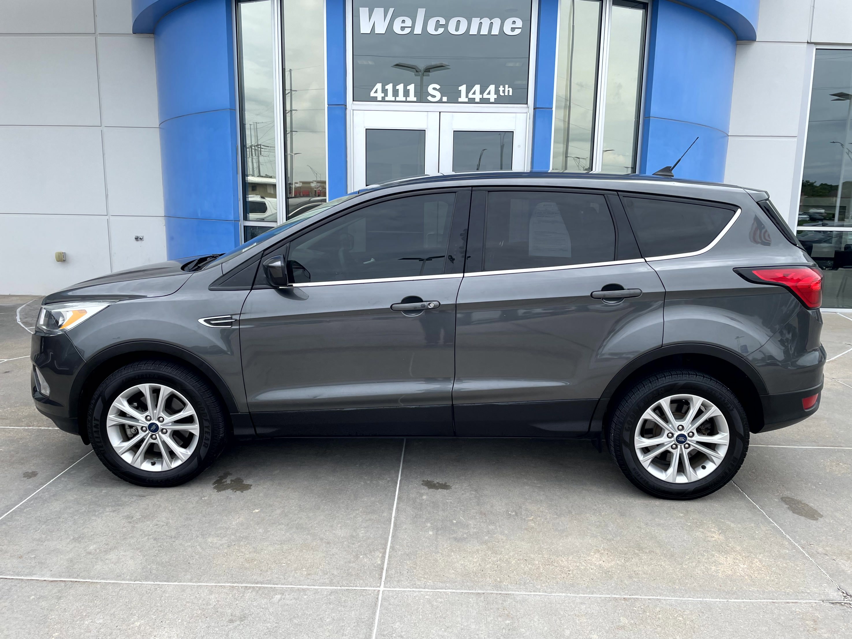 Used 2019 Ford Escape SE