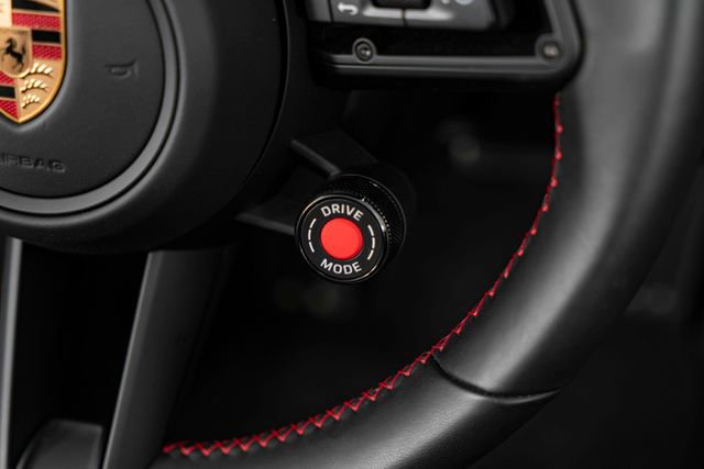 Used 2025 Porsche 911 Carrera 4 GTS AWD/4WD image 23